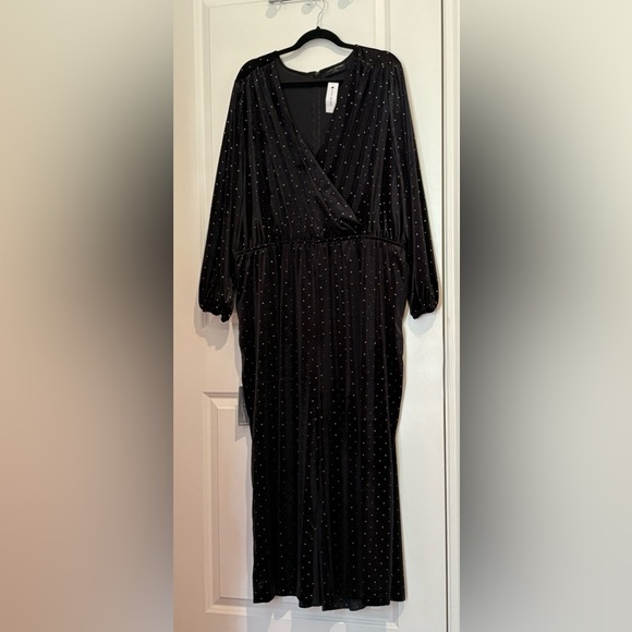 Lane Bryant Embellished Black Velvet & Gold Studded Shirred-Shoulder Jumpsuit - Picture 4 of 7